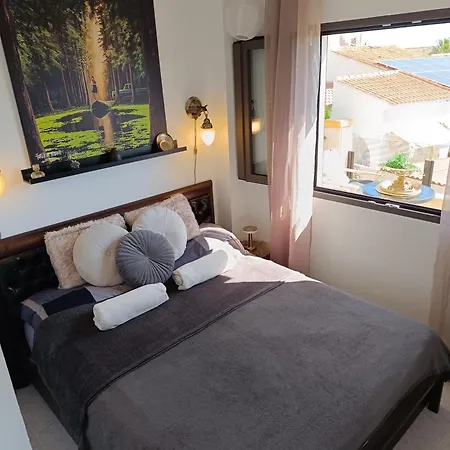 Διαμέρισμα Rising Sun Τορεβιέχα