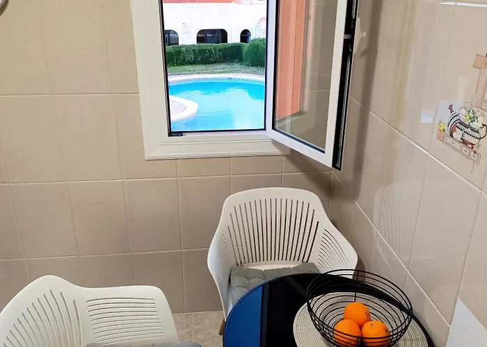 Rising Sun Apartment *